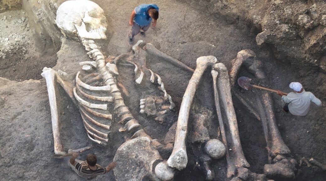 Giant Human Skeleton unearthed in Varna, Bulgaria | ARCHAEOLOGY WORLD