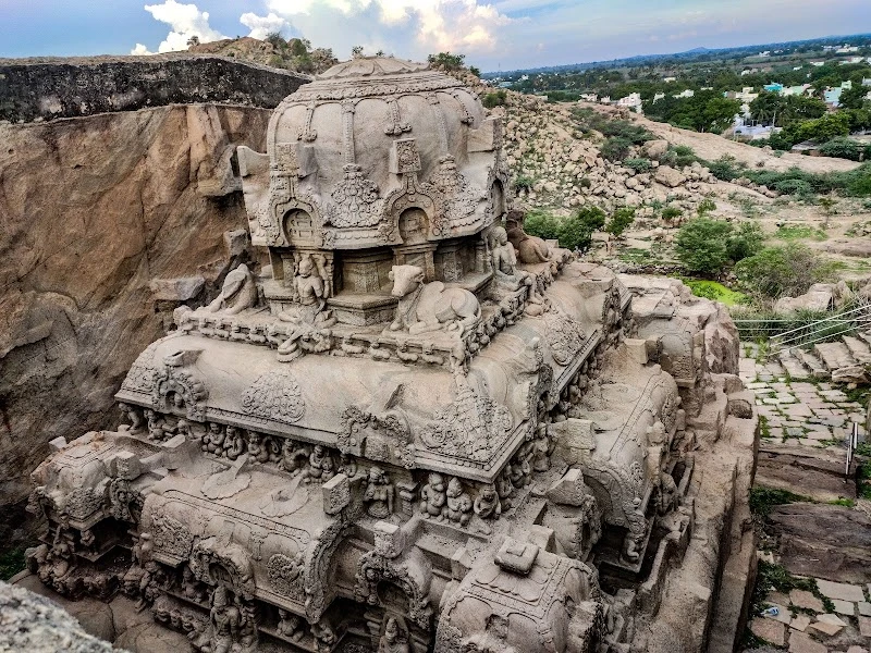 Journey into the Past: Unveil the Marvel of a 5,000-Year-Old Hindu Temple Carved Entirely from Stone