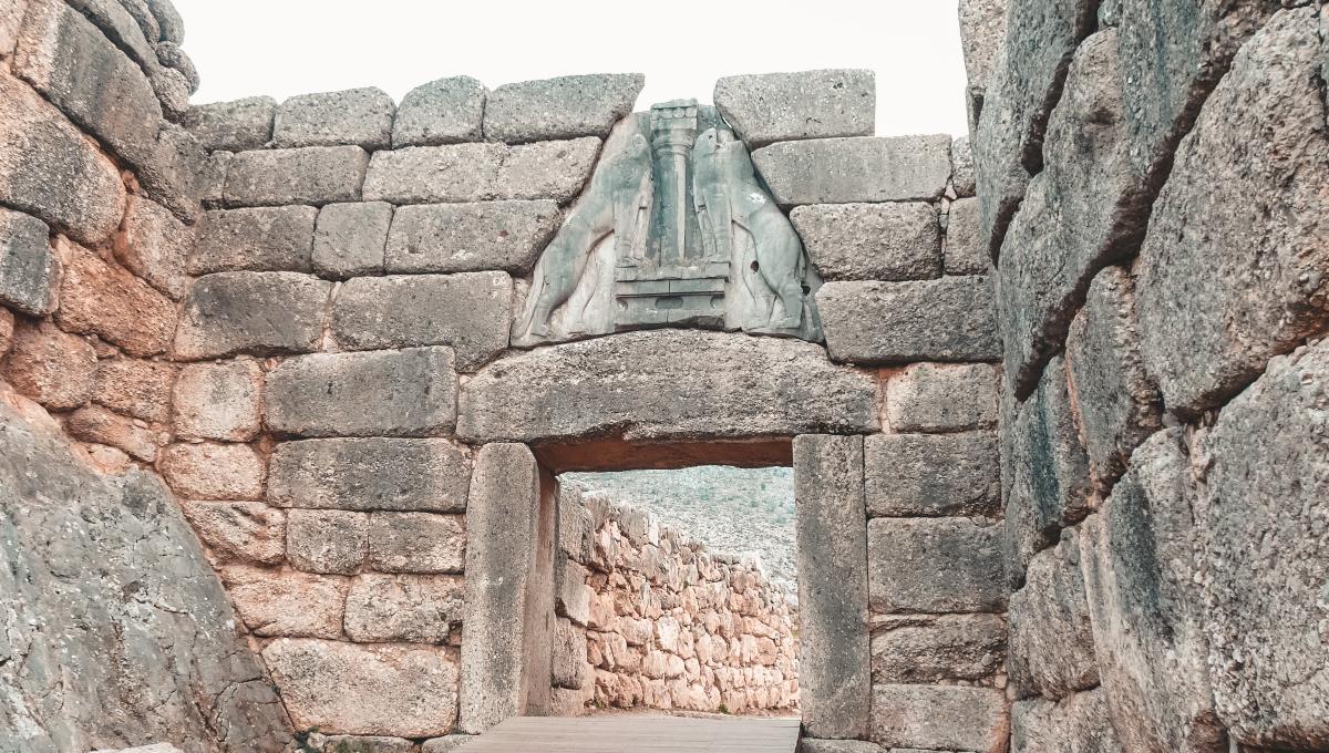 Lion Gate of Mycenae: A Majestic Portal to Ancient Greece ...