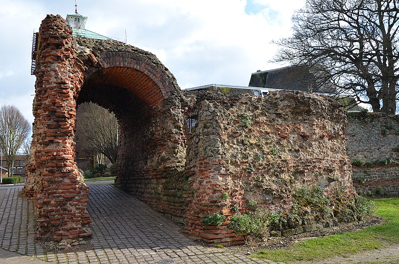 The Balkerne Gate, a Roman gate from the 1st century, is the oldest surviving Roman gateway in the United Kingdom.