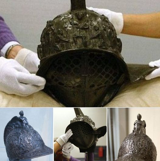 A Remarkable Discovery from the Ruins: Unearthing the Secrets of a 2,000-Year-Old Gladiator Helmet