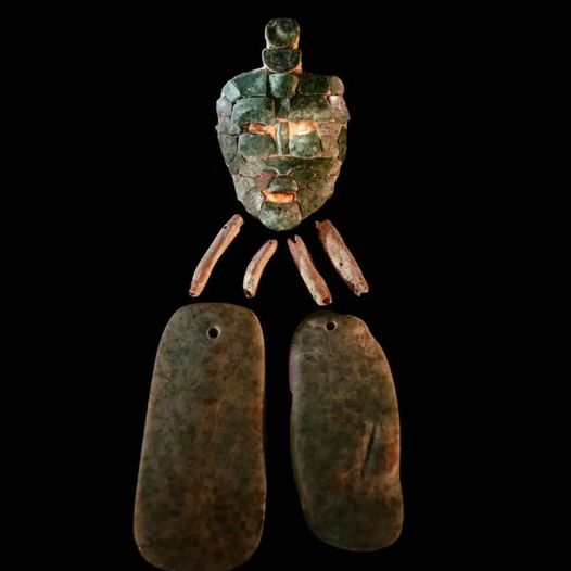 Archaeologists Uncover Pristine Jade Mask in Mysterious Maya King’s Tomb