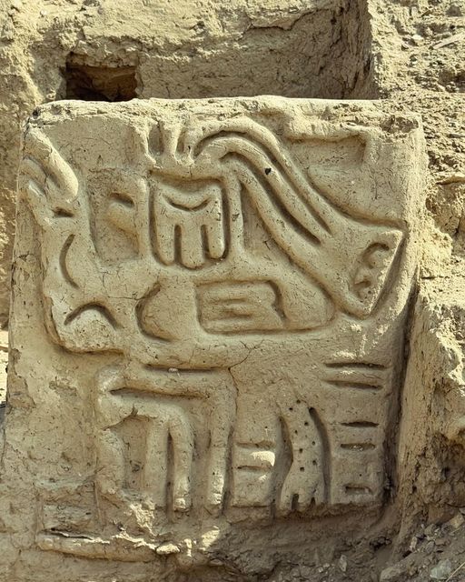 Ancient Peru Unearthed:  4,000-Year-Old Temple Unearthed, Changing Views on Early Civilizations