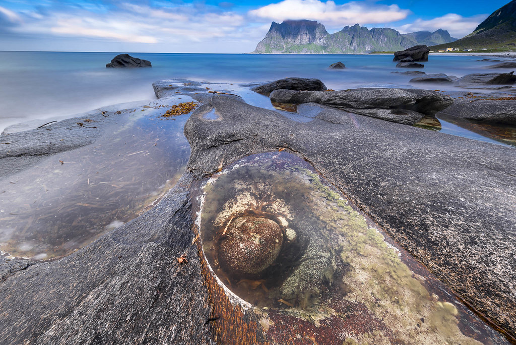 Dragon's Eye | Famous spot on the Uttakleiv beach in Lofoten… | Flickr