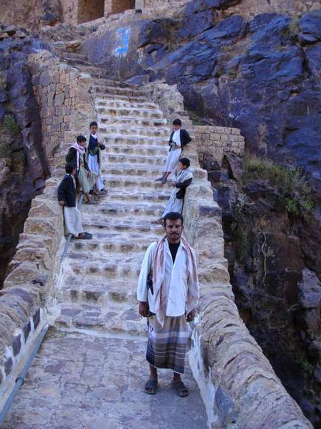 مطالب مفید و مستند: Bridge to Shikhar — The Shahara Bridge