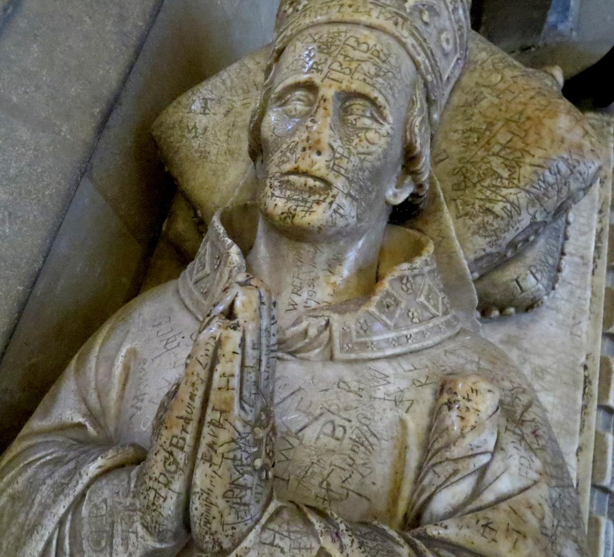 Sally Badham on X: "@ChurchMonuments Early alabaster effigy Ralph of Shrewsbury, Bishop of Bath and Wells (d. 1363), in Wells Cathedral http://t.co/kLZ5LIxPdU" / X