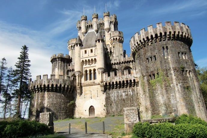 THE MOST BEAUTIFUL CASTLES IN SPAIN