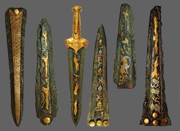 File:Mycenaean Dagger At The National Archaeological Museum, 59% OFF