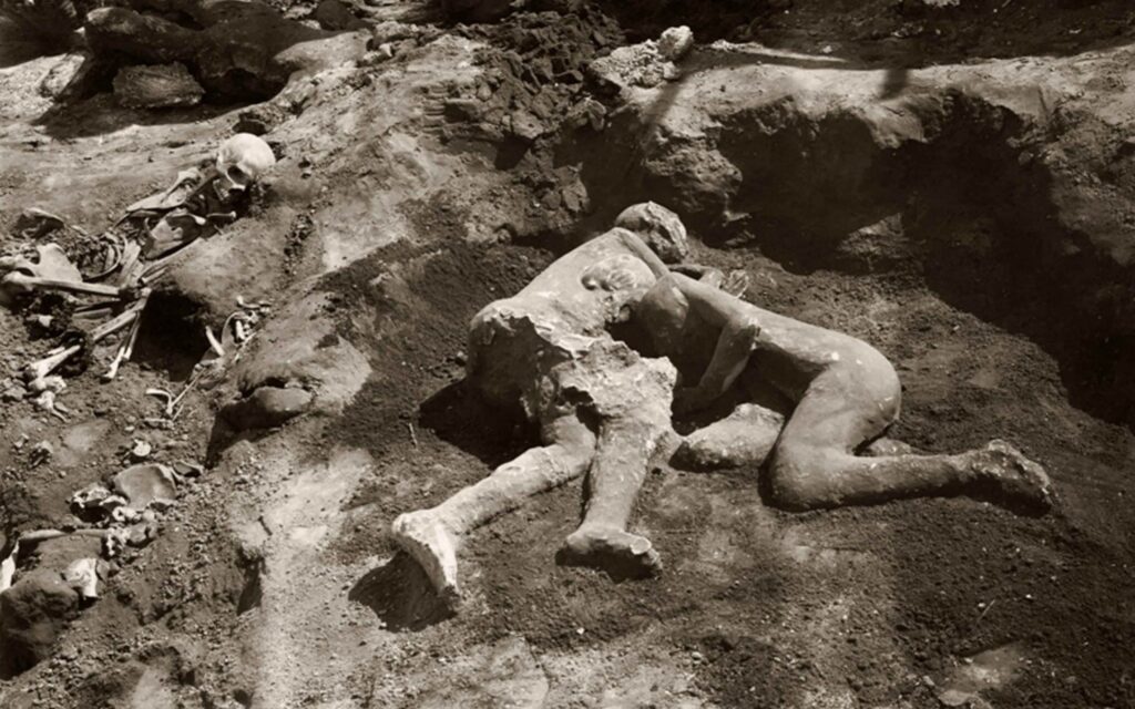 Love in Ruins: Pompeii’s Figures Illuminate Ancient Same-Sex Love