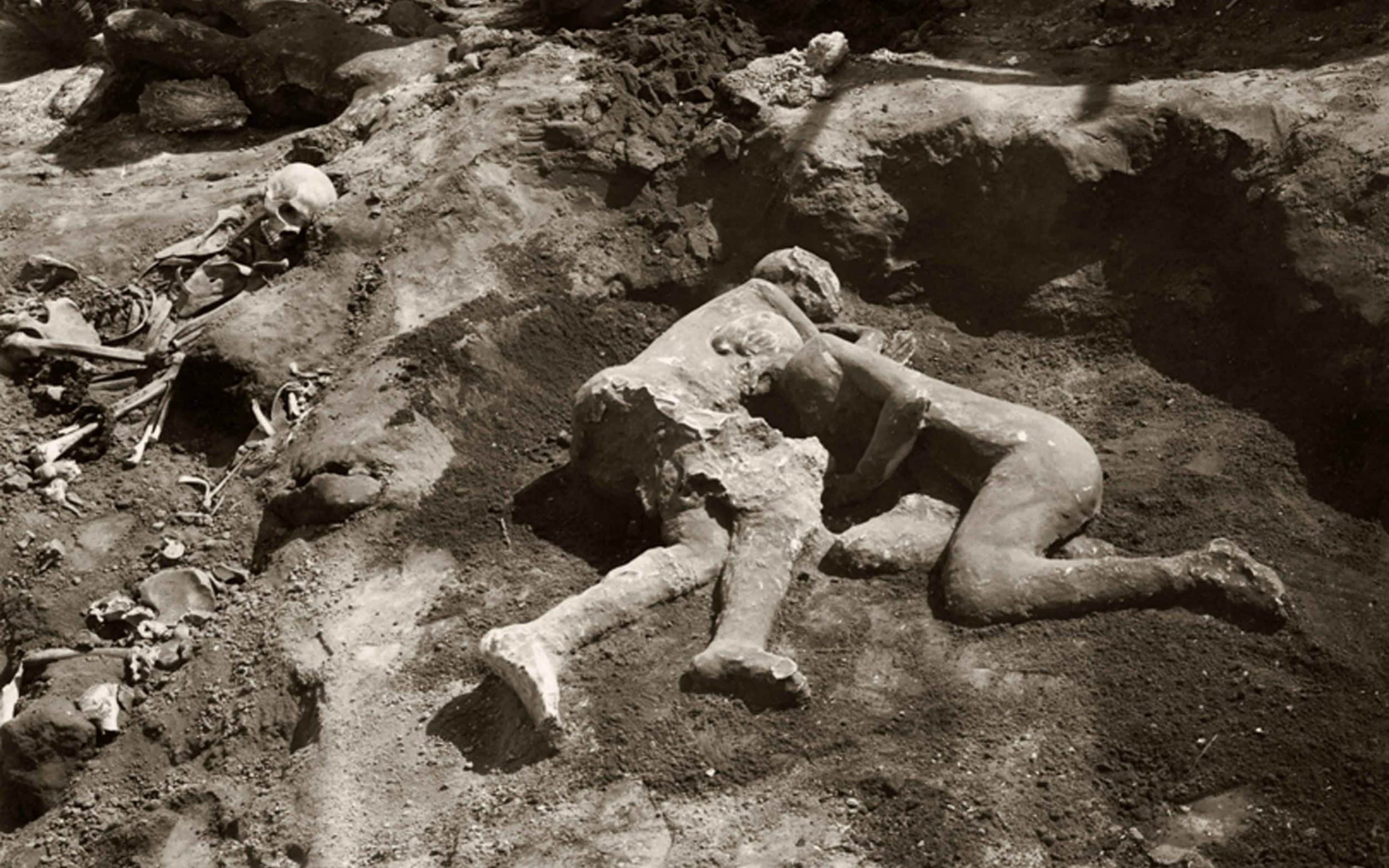 Embracing figures at Pompeii 'could have been gay lovers', after scan reveals they are both men