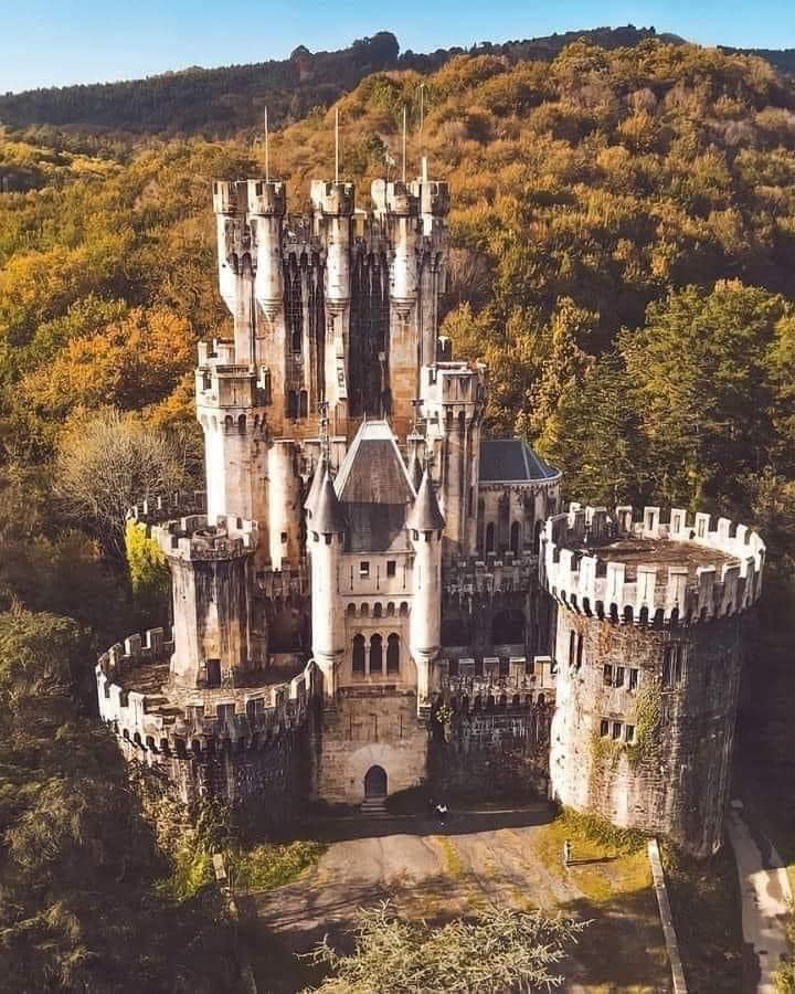 Exploring the Captivating Butron Castle in Spain