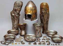 Nature World - Ancient Geto Dacian Treasure - Silver and... | Facebook