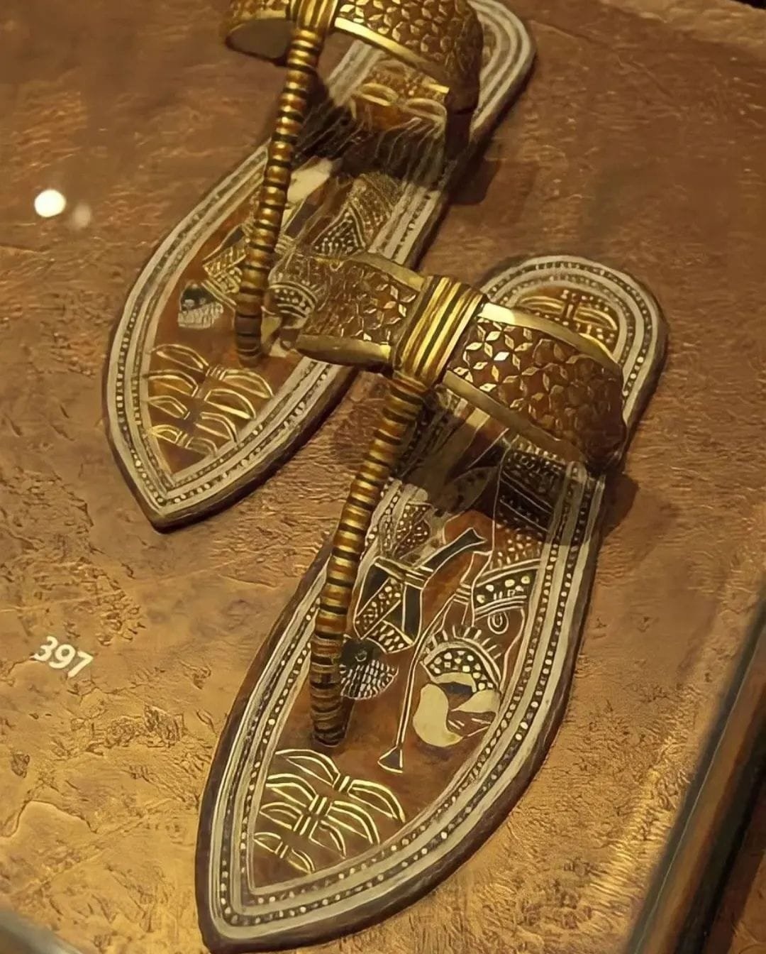 3300-year-old sandals of the Egyptian king Tutankhamun - Wonders of the Past 🏺✨ - Quora