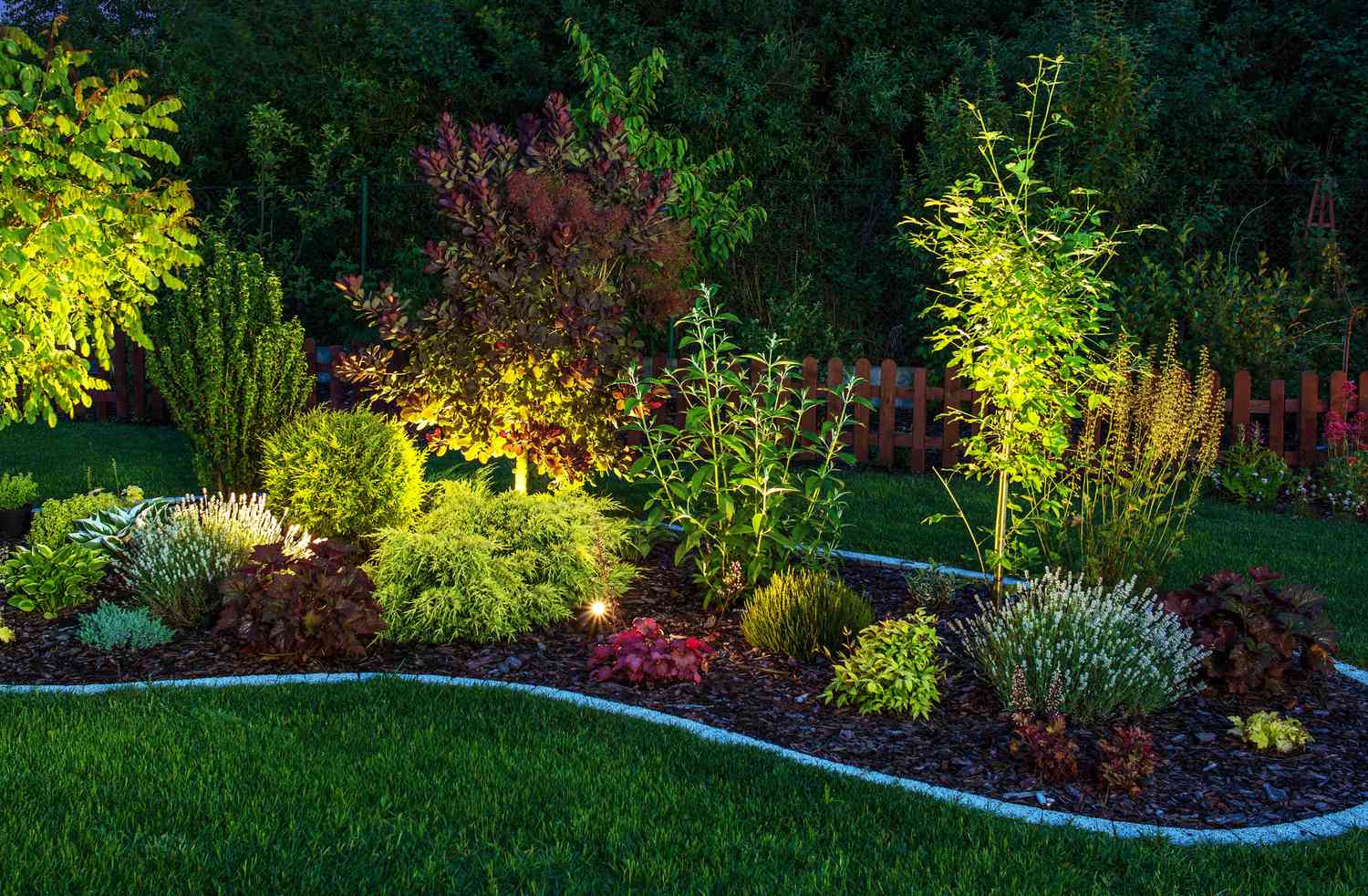 30 Garden Lighting Ideas to Make Your Plants Shine