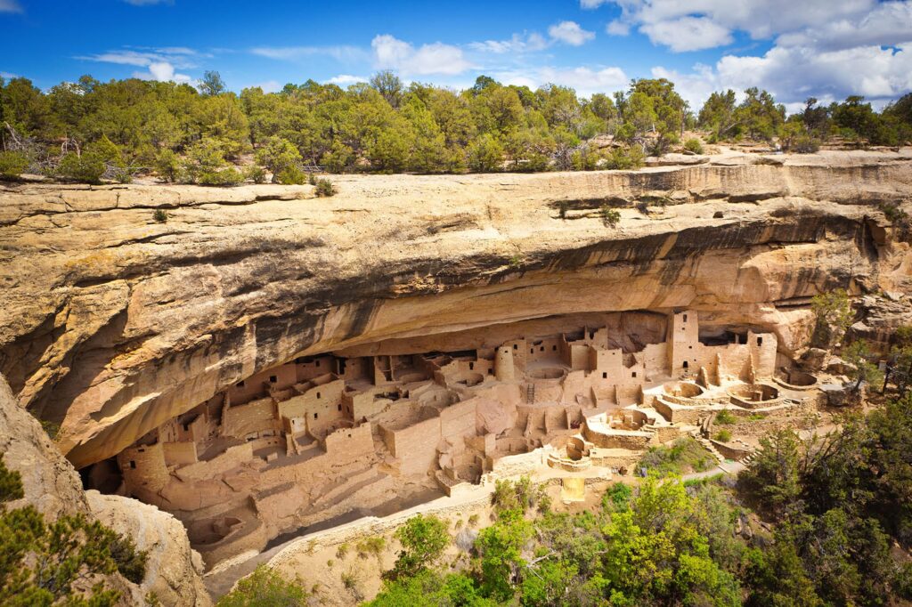 Cliff Palace: A Marvel of Ancient Engineering and Mystery