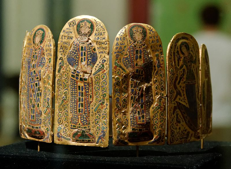 The Crown of Emperor Constantine IX Monomachos: A Symbol of Power and Byzantine Art